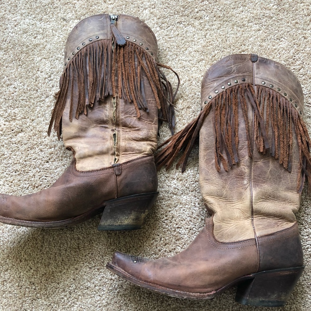 Tony Lama - fringe cowboy boots - like new